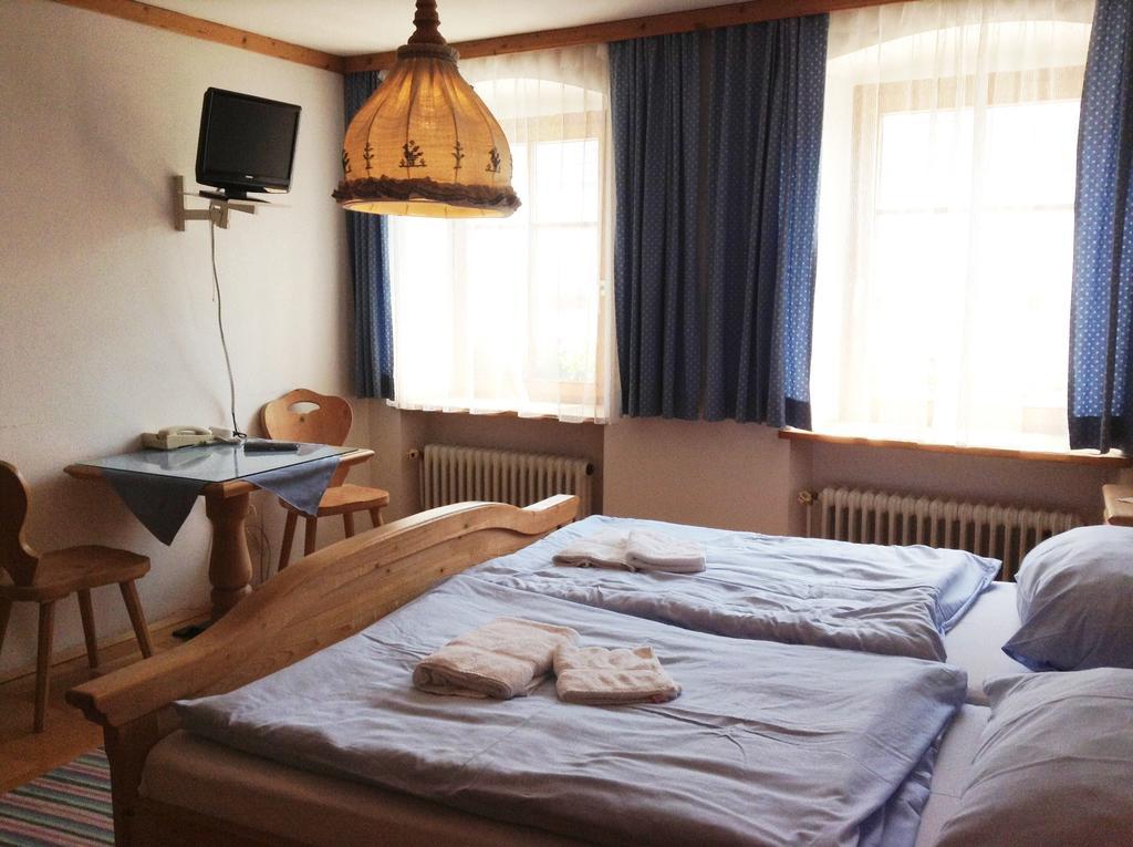 Fruehstueckspension Zur Post Reisinger Kg St Oswald Sankt Oswald bei Freistadt Exterior photo